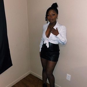 Meet your Posher, Marian